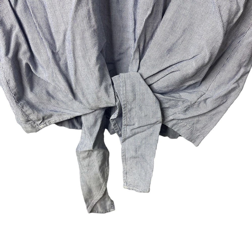 Madewell Tie Front Top Stripe Size Medium Blue Button Back Style G7350 - Picture 5 of 8